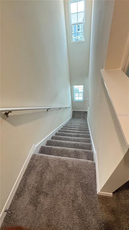 Building Photo - 2915 Canary Ave