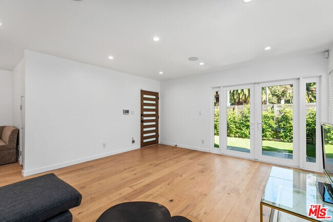 Building Photo - 2603 Abbot Kinney Blvd