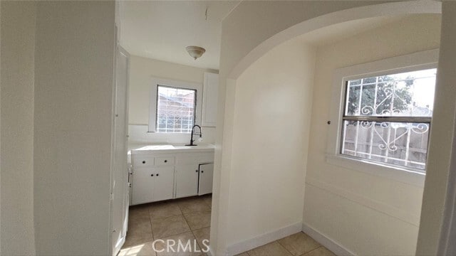 Building Photo - 454 W 59th Pl