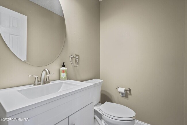 Building Photo - 1062 Cheryl Ct