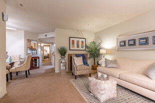 Interior Photo - Edgewater Apartments