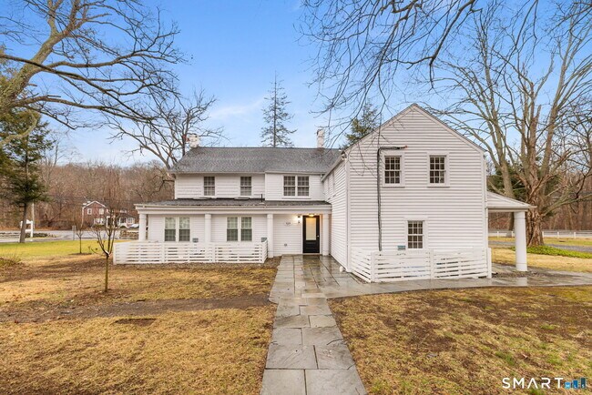 Building Photo - 523 Danbury Rd