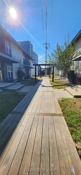 Building Photo - 500 First Street Unit 1