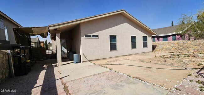 Building Photo - 13278 Emerald Creek Dr