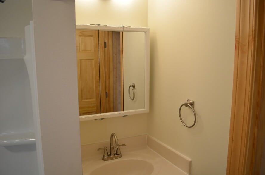 Building Photo - 444 Chestnut St