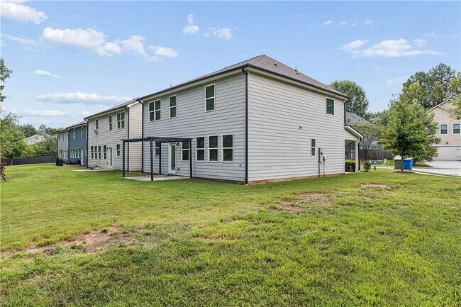 Building Photo - 430 Burgundy Terrace SE