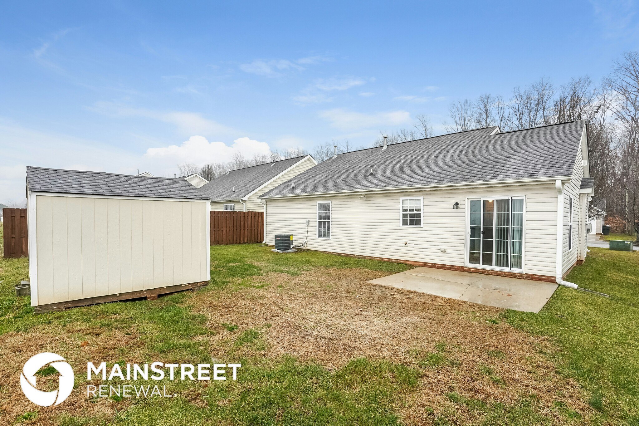 Building Photo - 3915 Bluestem Dr