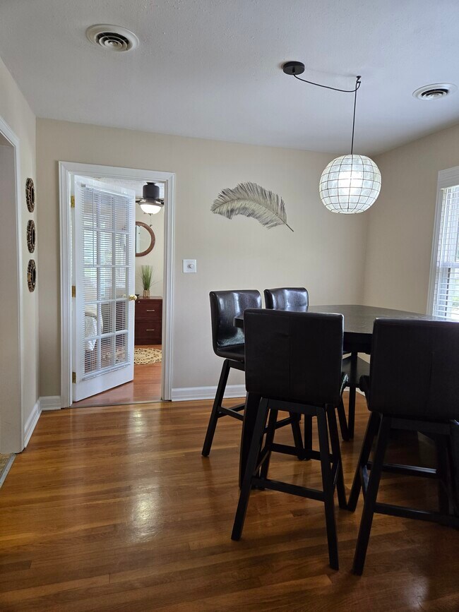 Building Photo - 487 Kentucky Ave