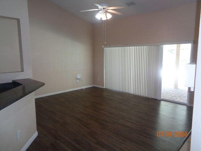 Building Photo - Beautiful 4 Bed/ 3bath Pool home