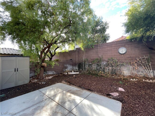 Building Photo - 2435 Ember Mist Ct
