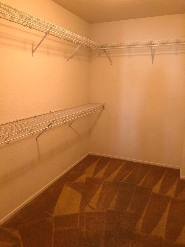 Building Photo - 24829 River Oak Ct