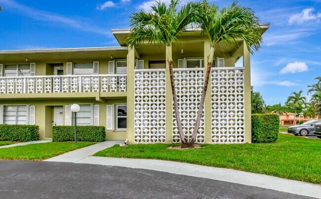 Building Photo - 1140 Mahogany Way