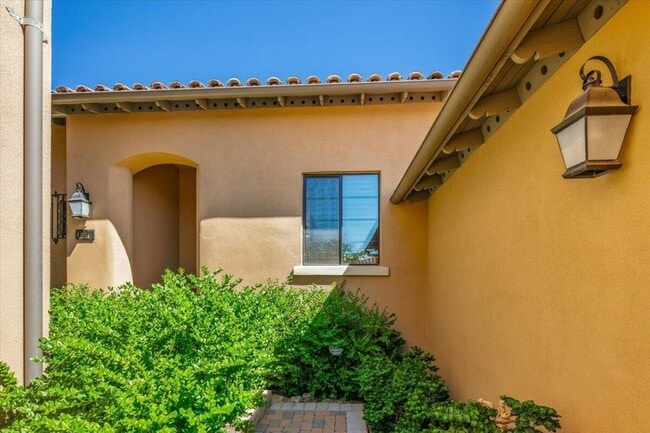 Building Photo - 20704 N 90th Pl