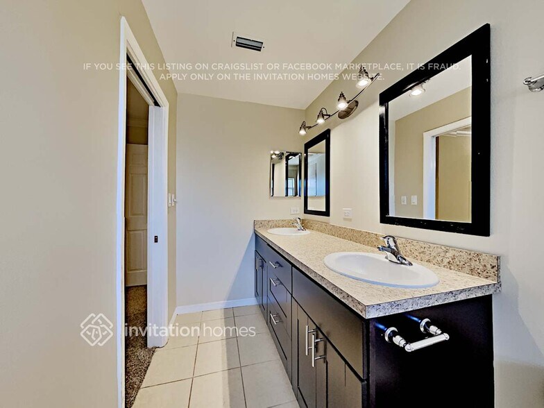 Building Photo - 7418 Antietam Ct E