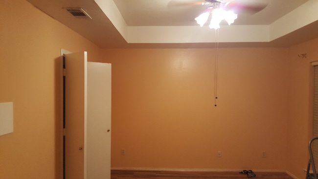 Building Photo - 9716 Summerwood Cir