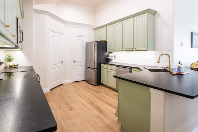 Building Photo - 1814 Morning Glory