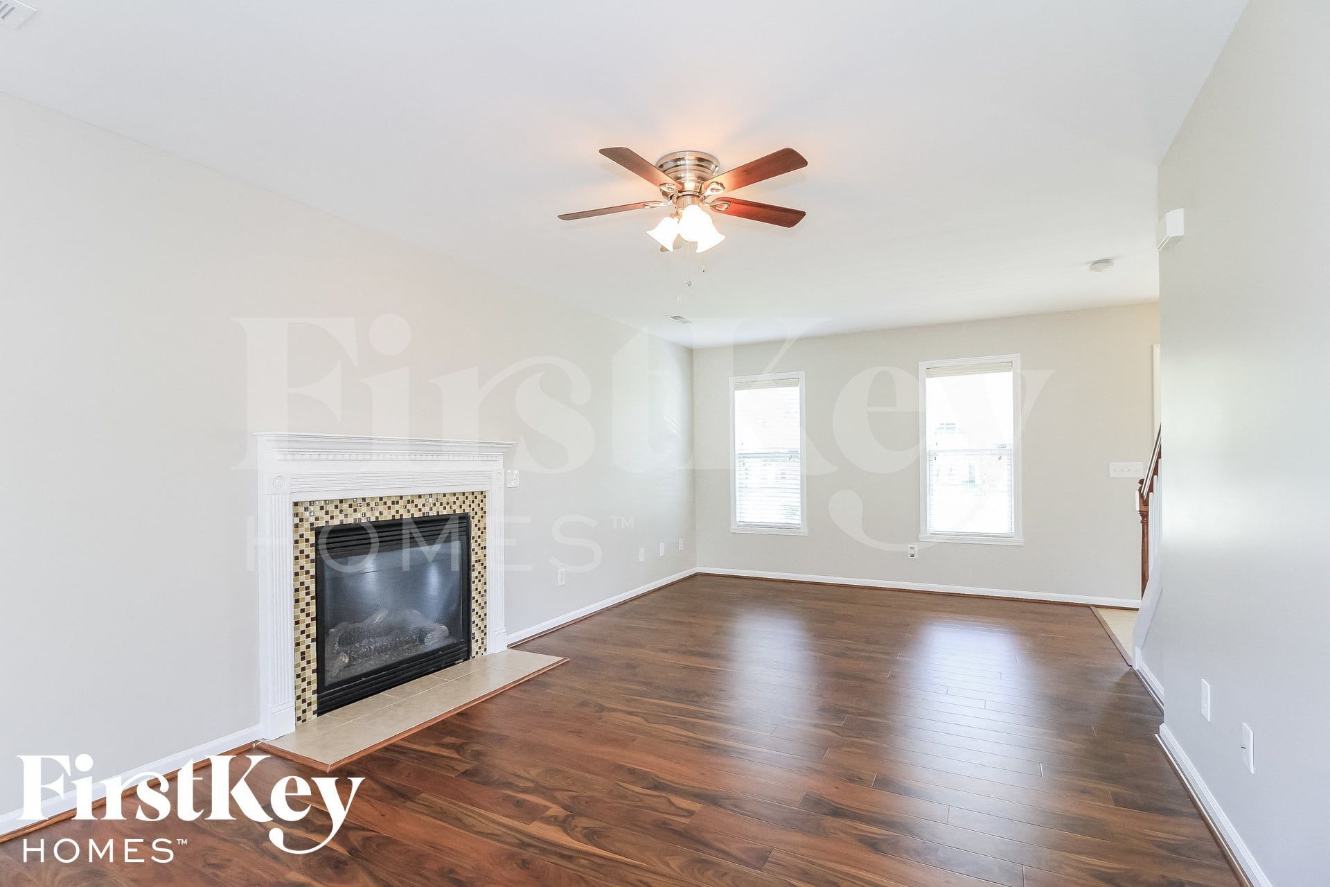 Building Photo - 483 Old Cypress Dr