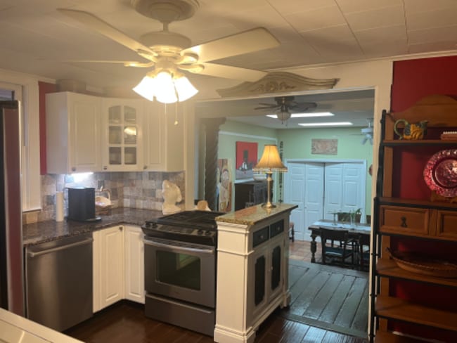 Building Photo - 22985 High Ridge Rd