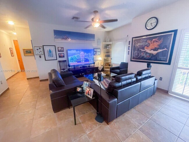 Building Photo - 9008 Collins Ave