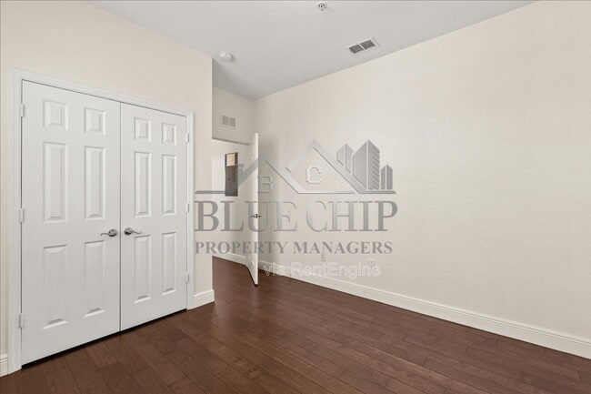 Building Photo - 6402 Cava Alta Dr