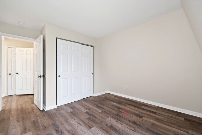 Building Photo - 931 Waycross Rd