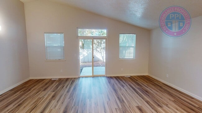Building Photo - Quiet Living  In Sandy  on Cascadia Villag...