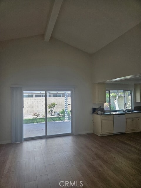 Building Photo - 6801 Glen Dr