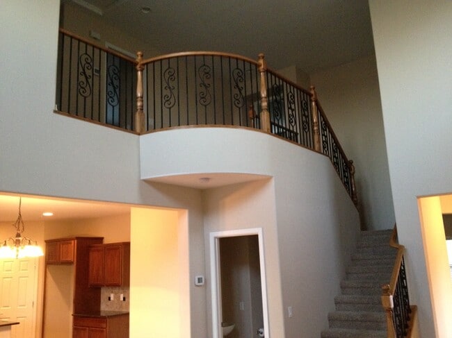 Building Photo - 2228 West Beverly Lane