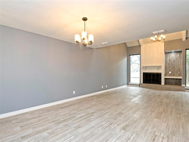 Building Photo - 44 Casa Verde St