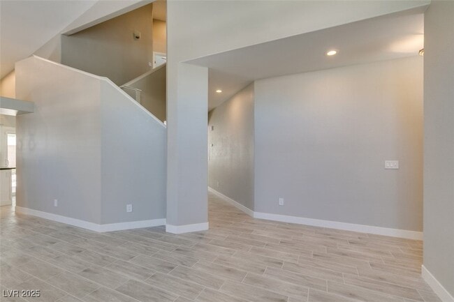 Building Photo - 2452 Silver Blossom Ln