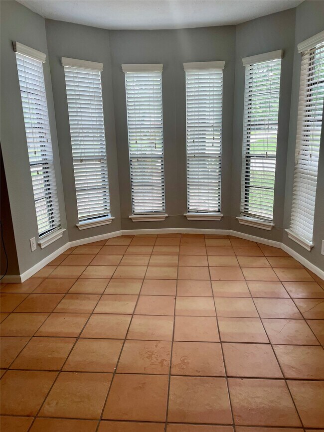 Building Photo - 21122 Harvest Hill Ln