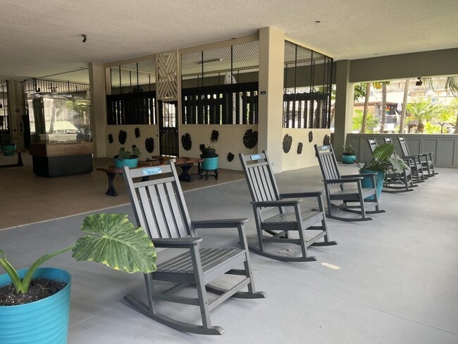 Building Photo - 2240 Kuhio Ave.
