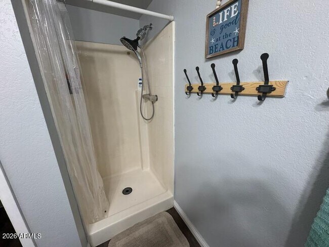 Building Photo - 839 S Westwood