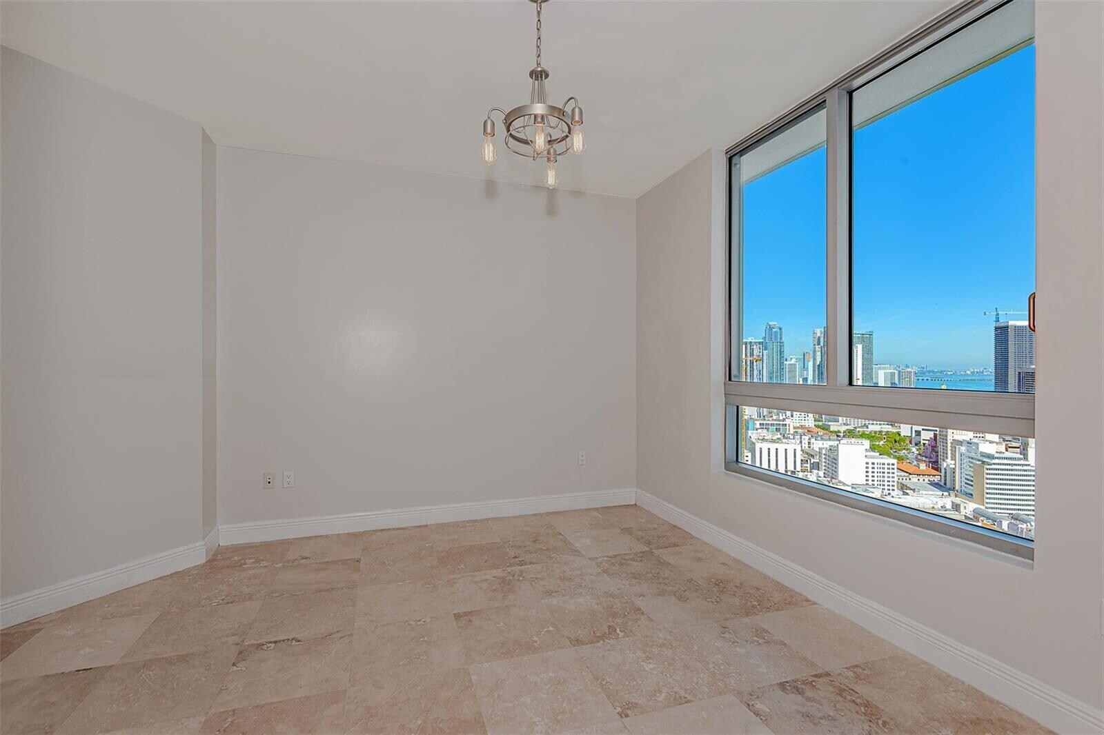 Building Photo - 350 S Miami Ave