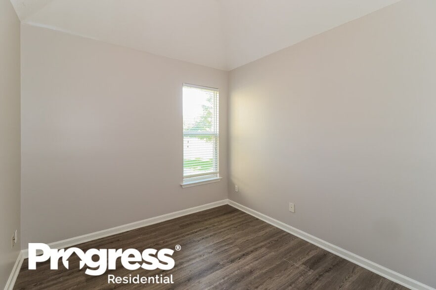 Building Photo - 9259 Windy Meadow Ln