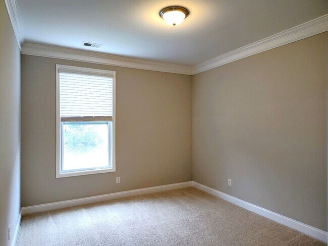Building Photo - Beautiful 2 story home located in Berewick Community in Charlotte!