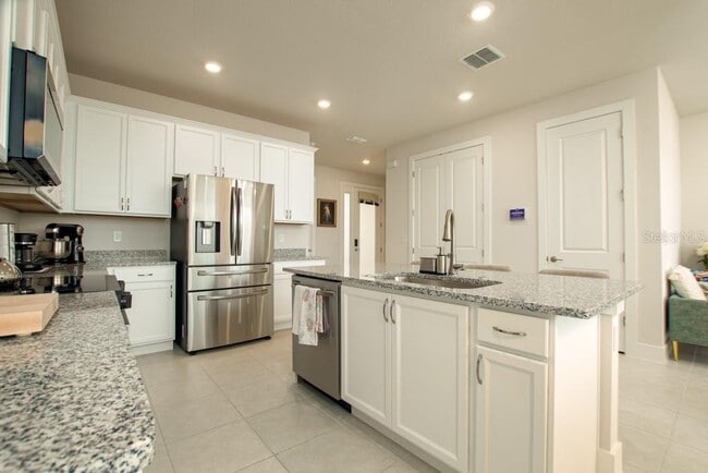 Building Photo - 31885 Anchor Pt Dr