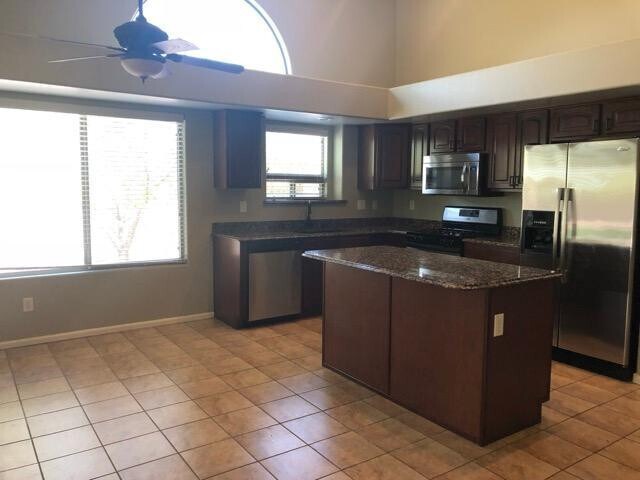 Building Photo - 2352 S 162nd Ln