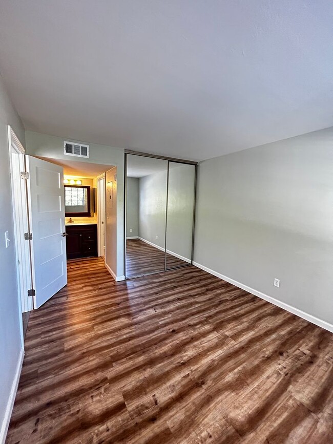 Building Photo - AVAILABLE NOW - Beautiful Condo in the Heart of Vibrant San Diego!