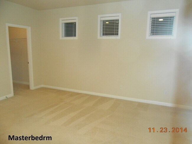 Building Photo - Beautiful 4 Bed 3 Bath with Bonus Room Home in Convenient Location in Lynnwood.
