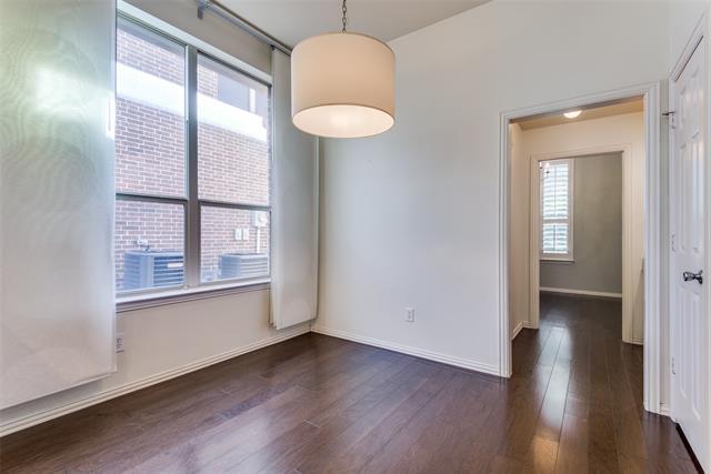 Building Photo - 3309 Edgewater Dr