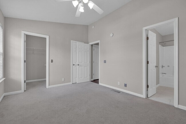 Building Photo - 210 Buck Run Dr