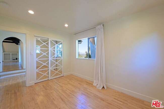 Building Photo - 11764 Laurelcrest Dr