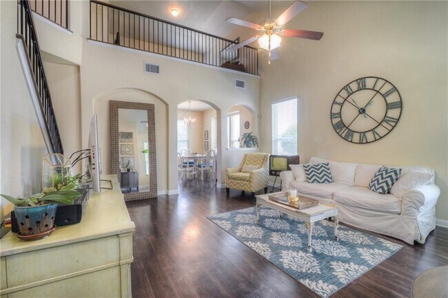 Primary Photo - 1412 Willow Vista