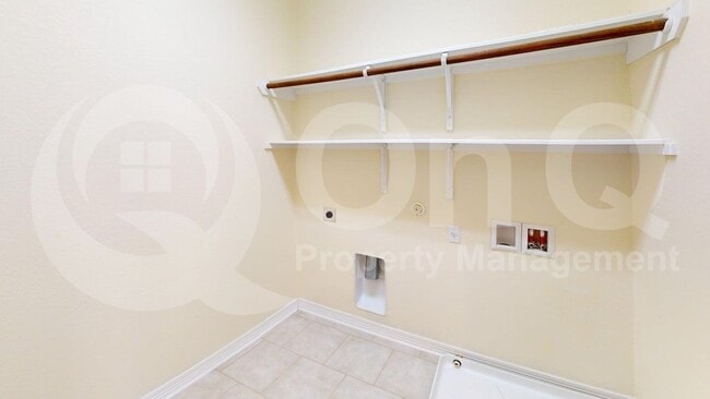 Building Photo - 12004 Terraza Cir