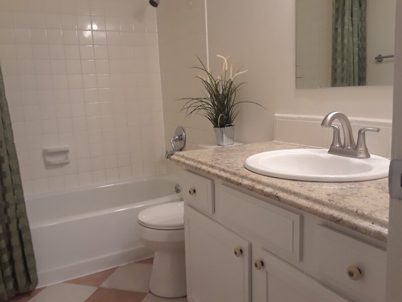 Building Photo - 1848 Zebulon Dr
