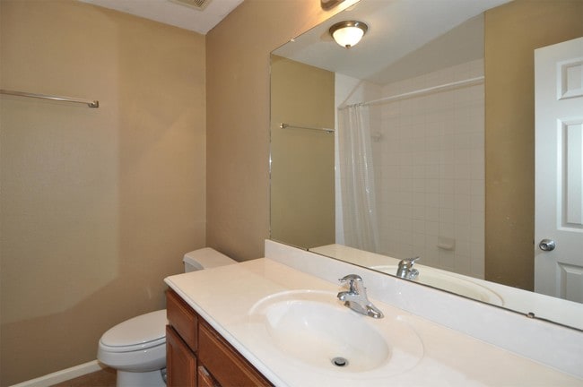 Building Photo - 21473 W Wallis Dr