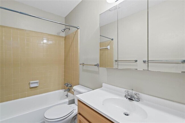 Building Photo - 110 Du Rhu Dr