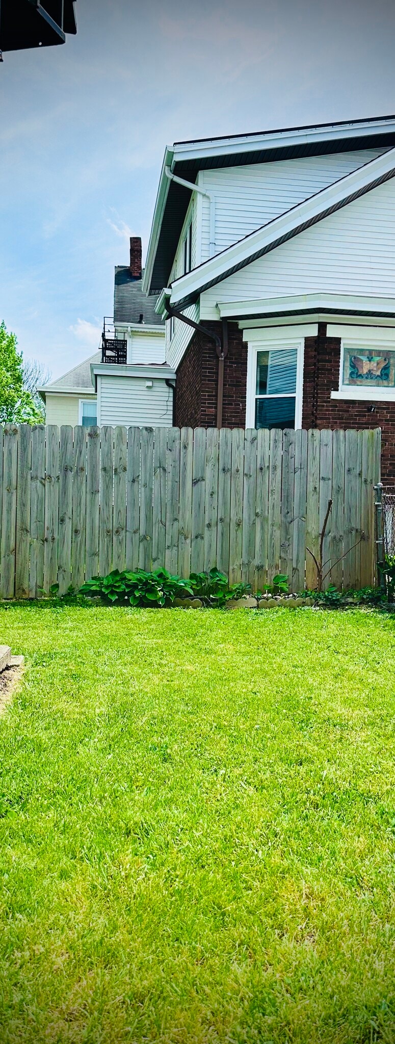 backyard - 4530 Lafayette Avenue