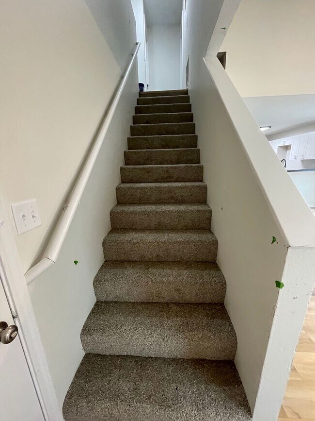 Building Photo - 1904-1906 Arlene Dr.